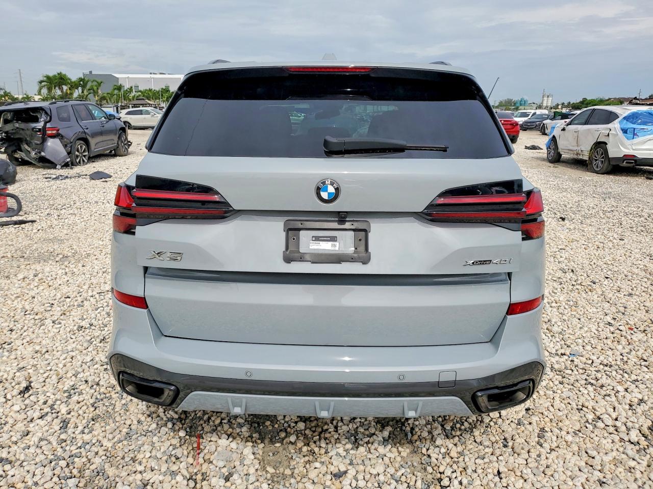 2025 BMW X5 xDrive40i
