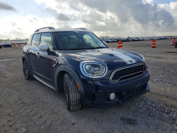 2018 MINI COOPER