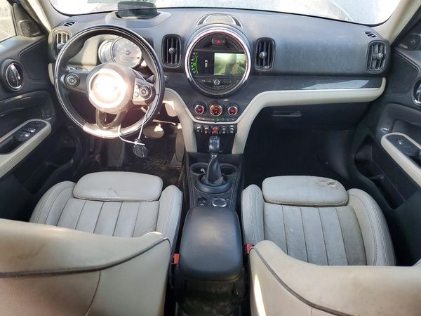 2018 MINI COOPER
