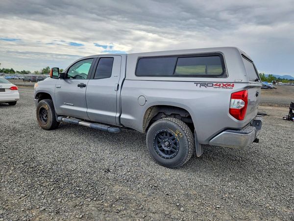 2015 TOYOTA TUNDRA SR5 Grade