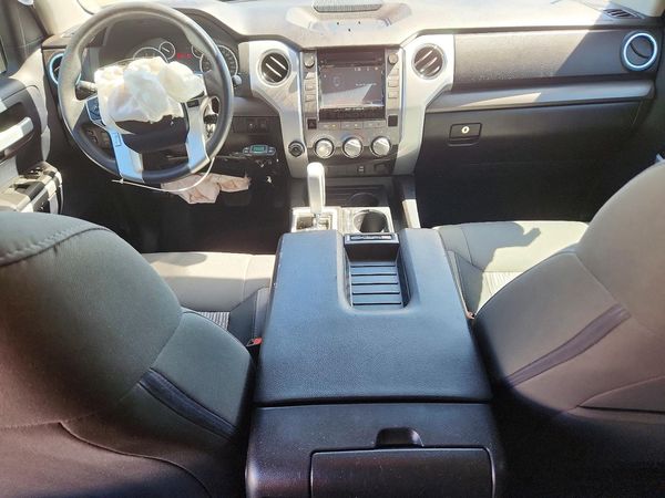 2015 TOYOTA TUNDRA SR5 Grade