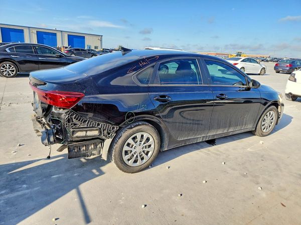 2021 KIA FORTE FE, LXS