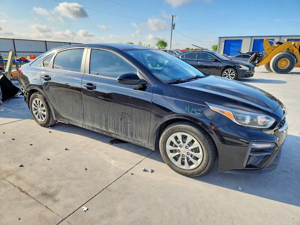 2021 KIA FORTE FE, LXS