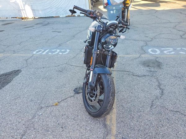 2024 TRIUMPH MOTORCYCLE TRIDENT 660