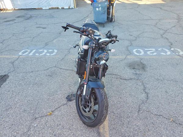 2024 TRIUMPH MOTORCYCLE TRIDENT 660