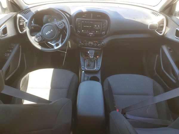 2024 KIA SOUL LX, S