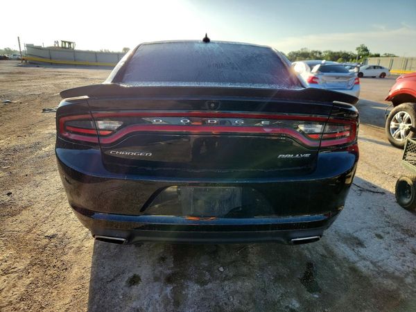 2017 DODGE CHARGER SXT