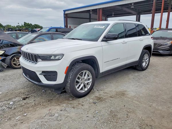 2024 JEEP GRAND CHEROKEE LAREDO 4X2