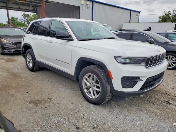 2024 JEEP GRAND CHEROKEE LAREDO 4X2