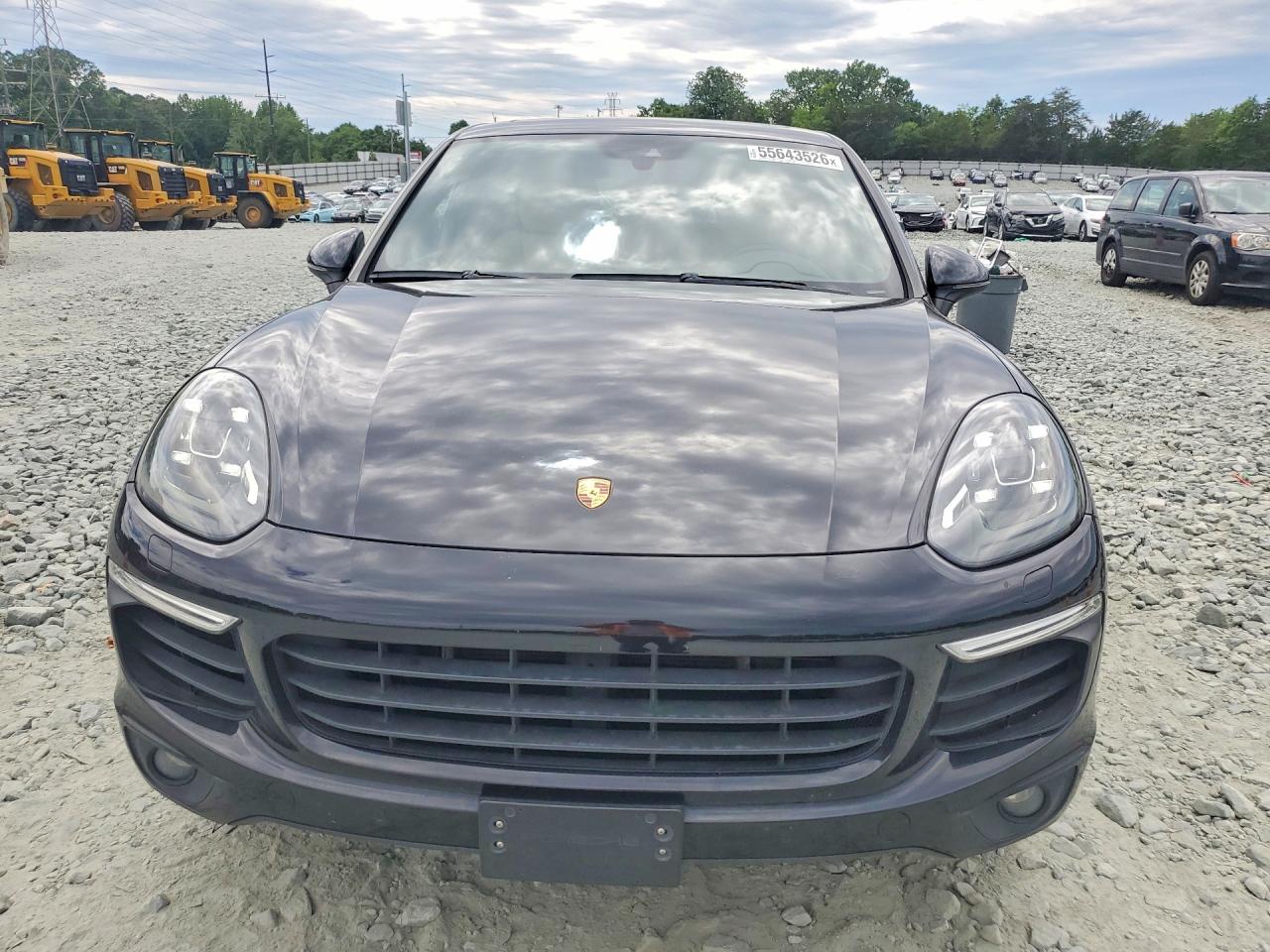 2018 PORSCHE CAYENNE