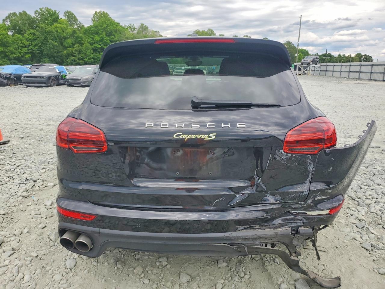 2018 PORSCHE CAYENNE