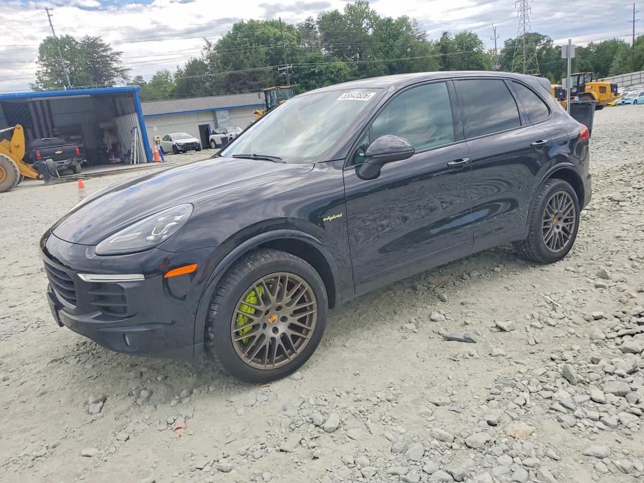 2018 PORSCHE CAYENNE