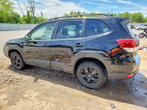 2023 SUBARU FORESTER