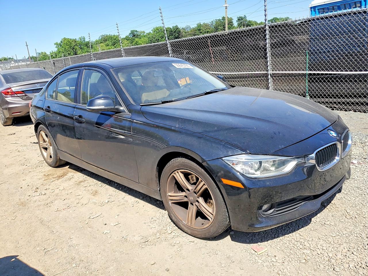 2014 BMW 320