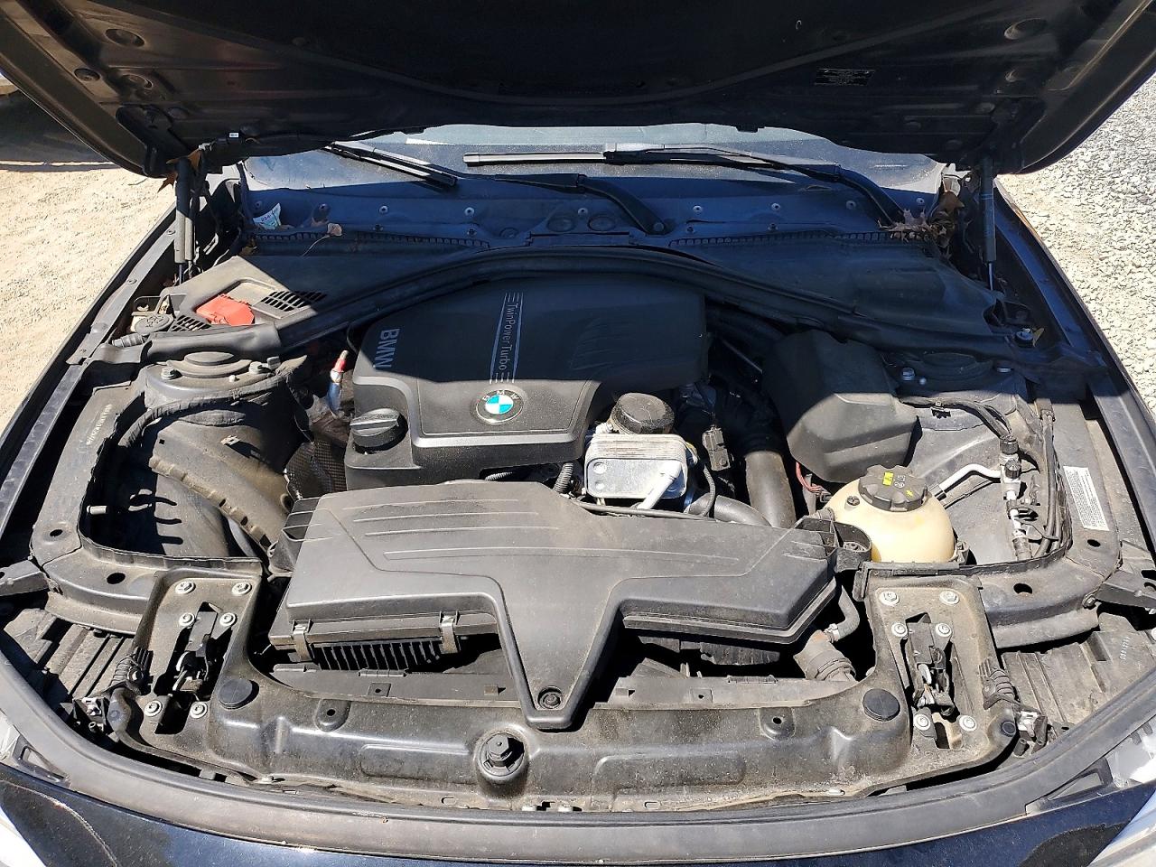 2014 BMW 320