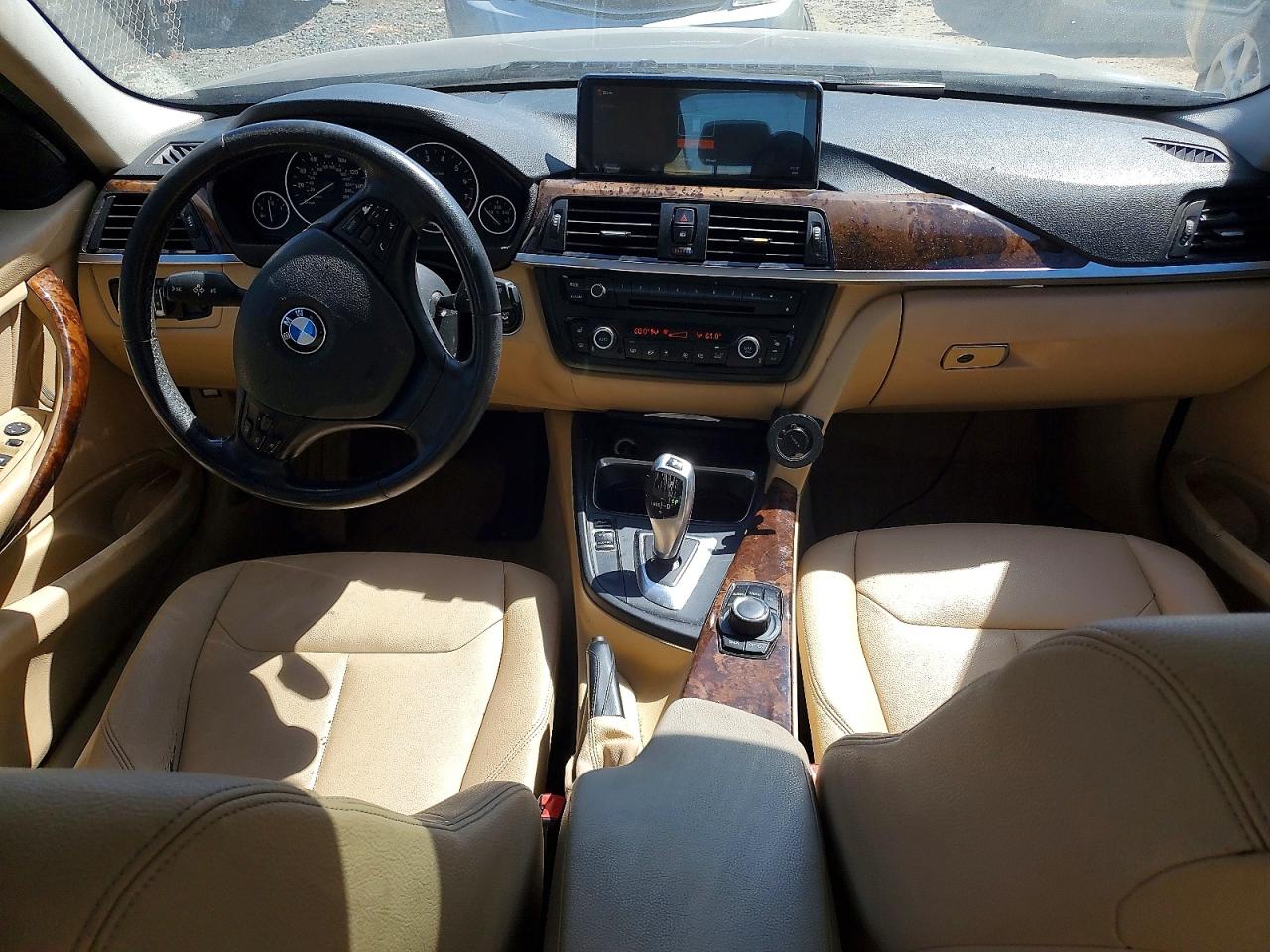 2014 BMW 320