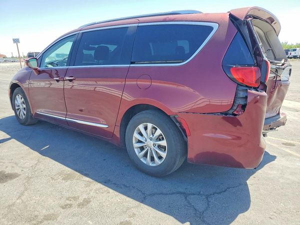 2018 CHRYSLER PACIFICA