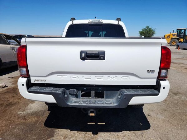 2019 TOYOTA TACOMA SR5