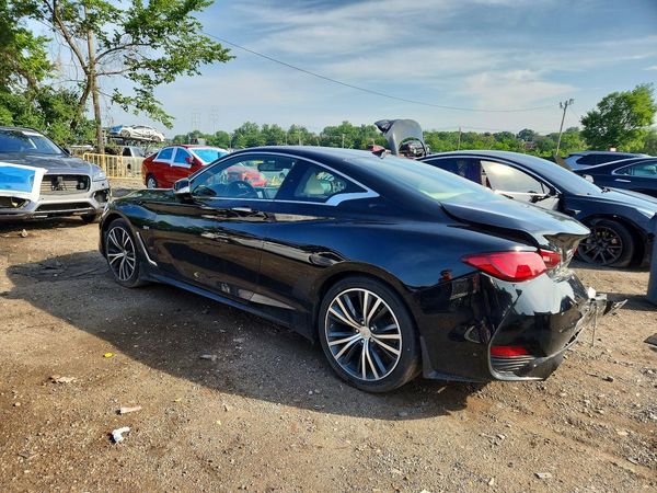 2017 INFINITI Q60