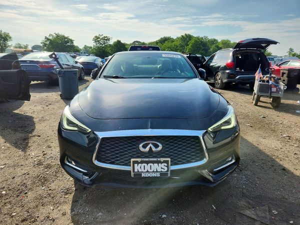 2017 INFINITI Q60