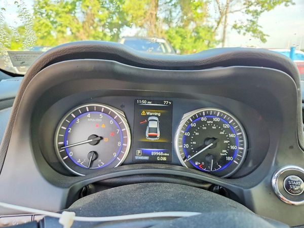 2017 INFINITI Q60