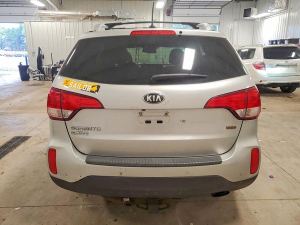 2014 KIA SORENTO Base/ LX