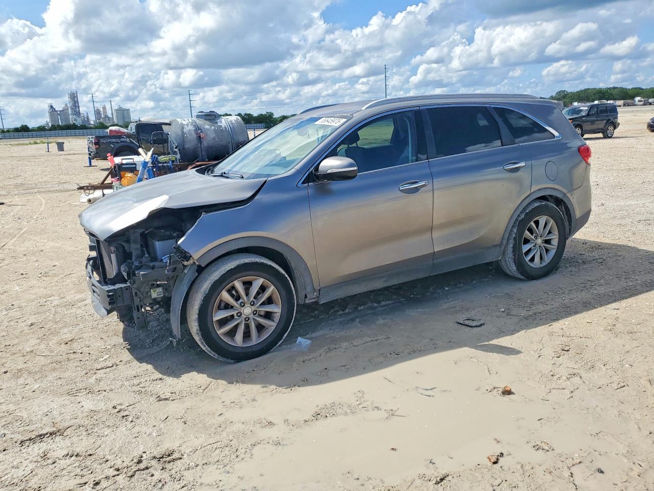 2018 KIA SORENTO L, LX
