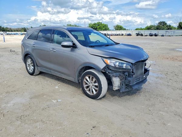 2018 KIA SORENTO L, LX
