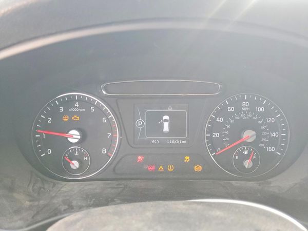 2018 KIA SORENTO L, LX