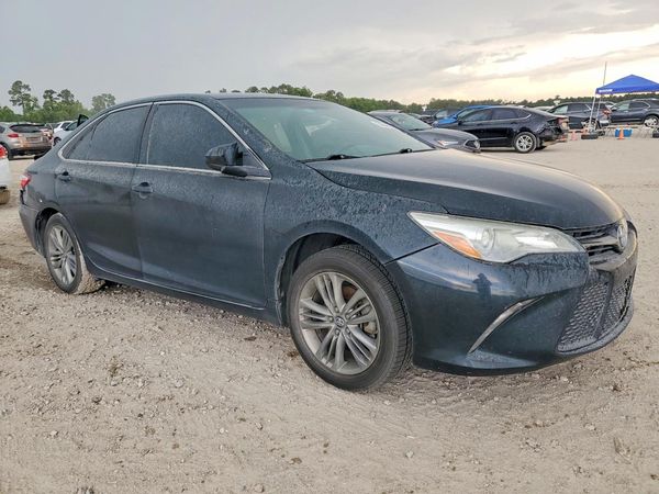 2017 TOYOTA CAMRY