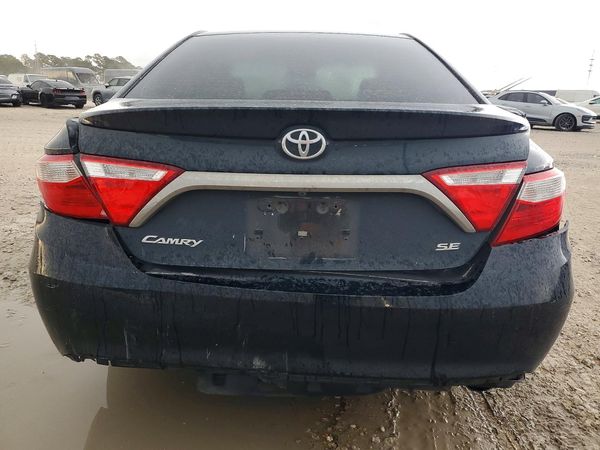 2017 TOYOTA CAMRY