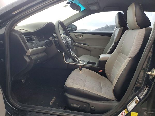 2017 TOYOTA CAMRY