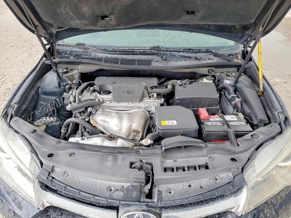 2017 TOYOTA CAMRY