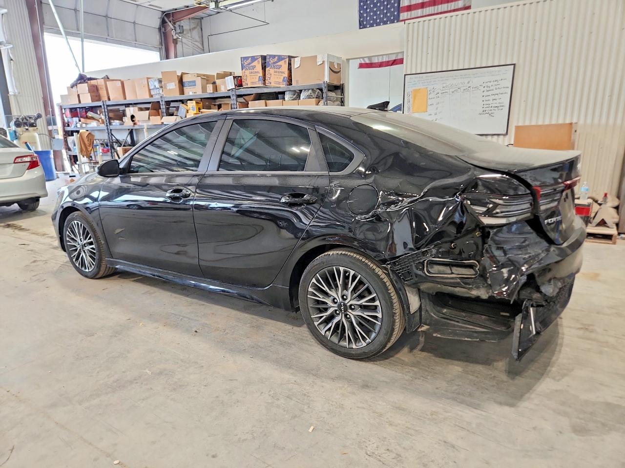 2022 KIA FORTE GT Line