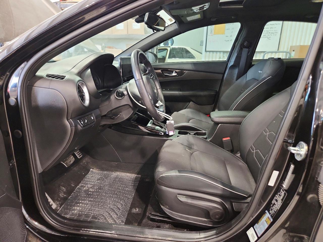 2022 KIA FORTE GT Line