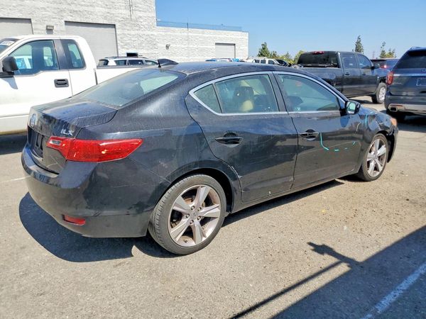 2013 ACURA ILX 20 TECH