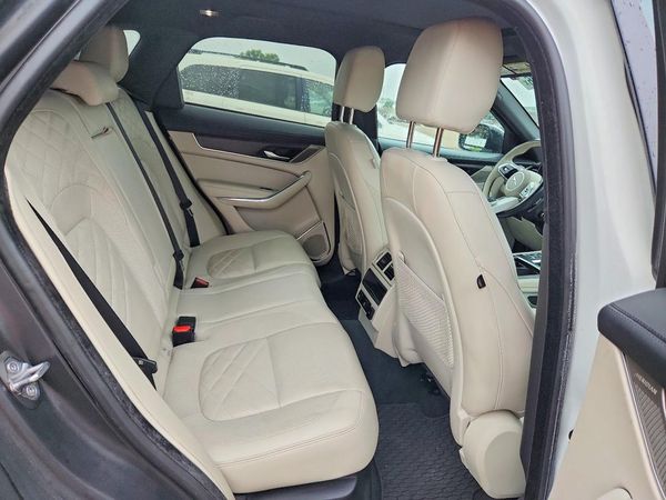2022 JAGUAR F-PACE P250 S