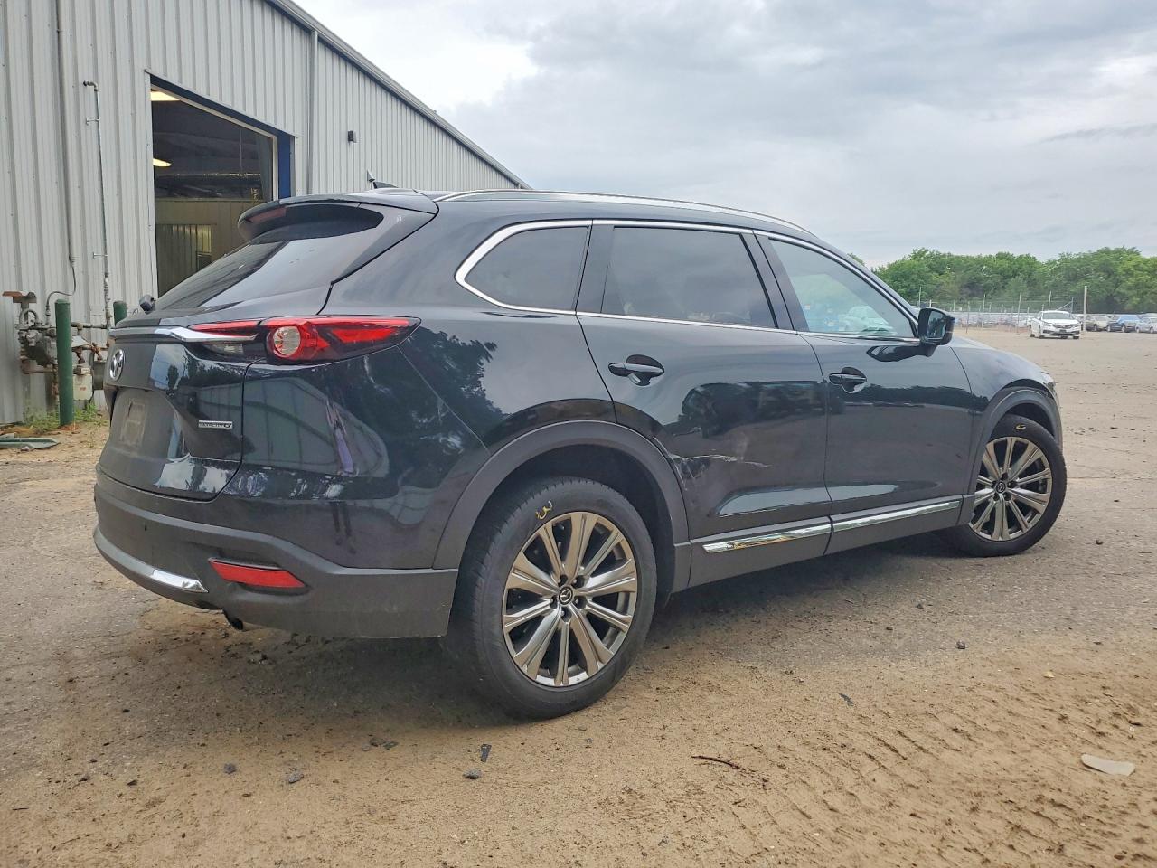 2021 MAZDA CX-9 Signature