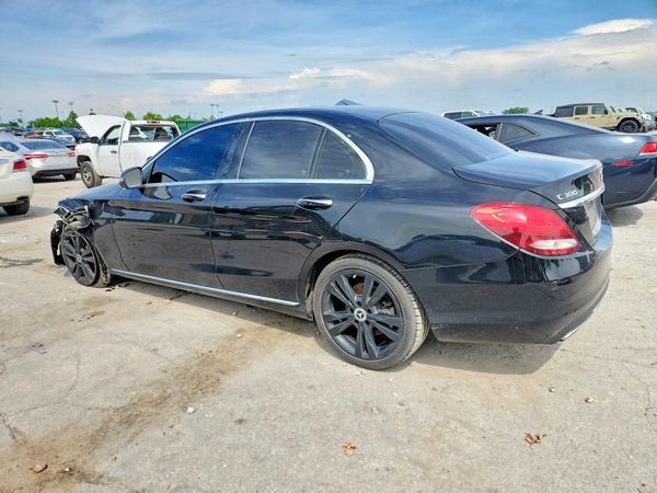 2018 MERCEDES-BENZ C C300d-4M