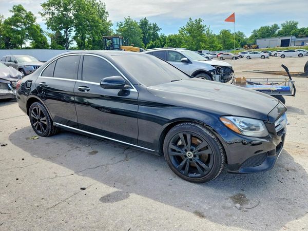 2018 MERCEDES-BENZ C C300d-4M