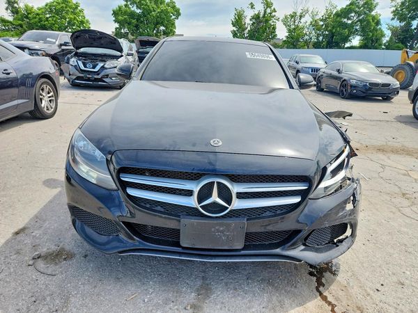 2018 MERCEDES-BENZ C C300d-4M