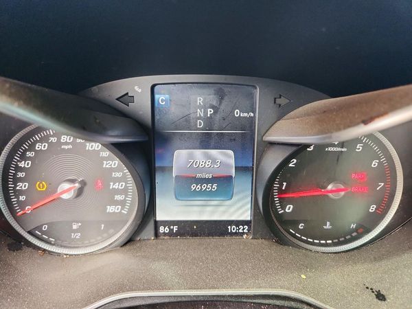 2018 MERCEDES-BENZ C C300d-4M