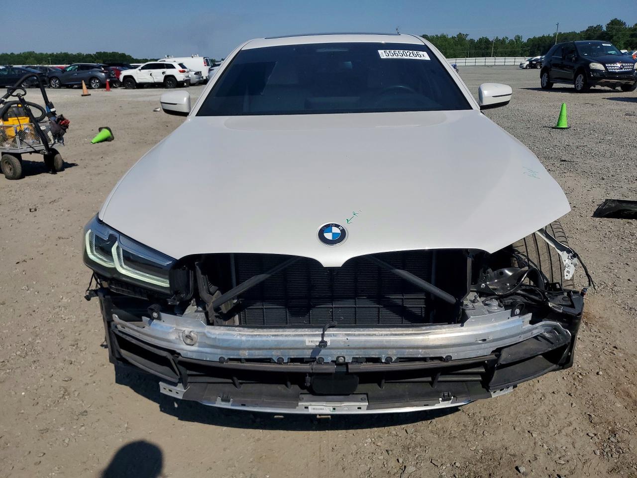 2023 BMW 540
