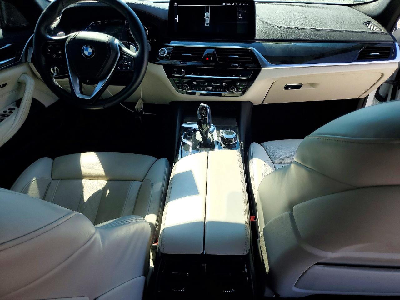 2023 BMW 540