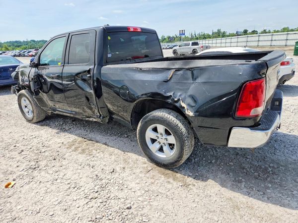 2014 RAM 1500 ST QUAD CAB 4X4
