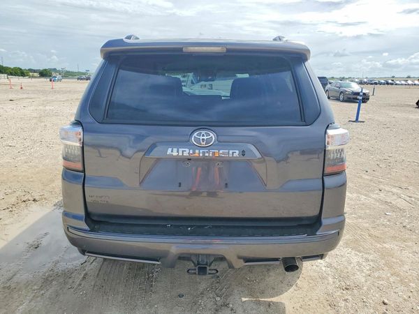 2023 TOYOTA 4RUNNER TRD Sport