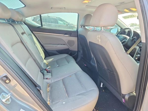 2017 HYUNDAI ELANTRA
