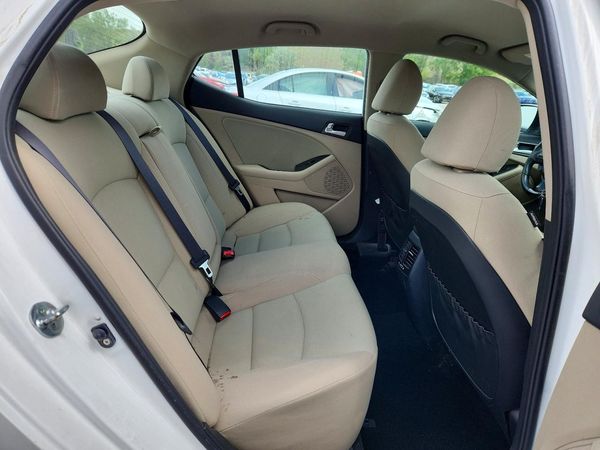 2015 KIA OPTIMA GL - Middle-low