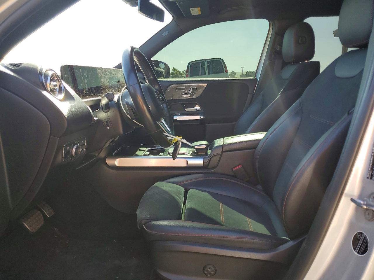 2021 MERCEDES-BENZ GLB GLB250-4M