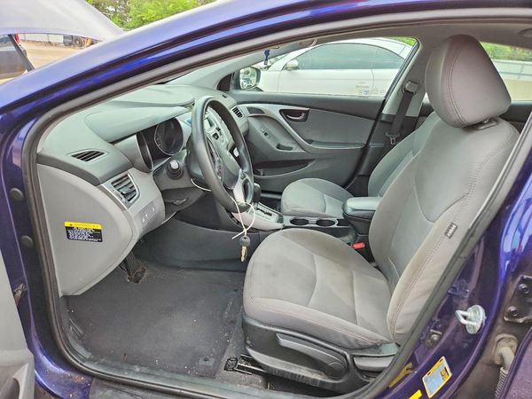 2013 HYUNDAI ELANTRA